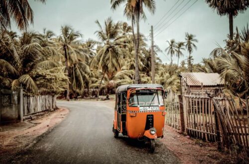 Cómo moverse por Sri Lanka en tuk tuk